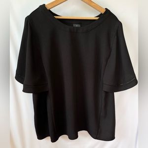 Worthington • Black Circle Sleeve Top • 3X